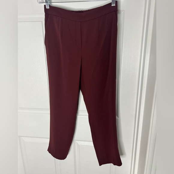 Aritzia Pants - Aritzia Babaton Crepe Cohen Cropped Pants Sz 8